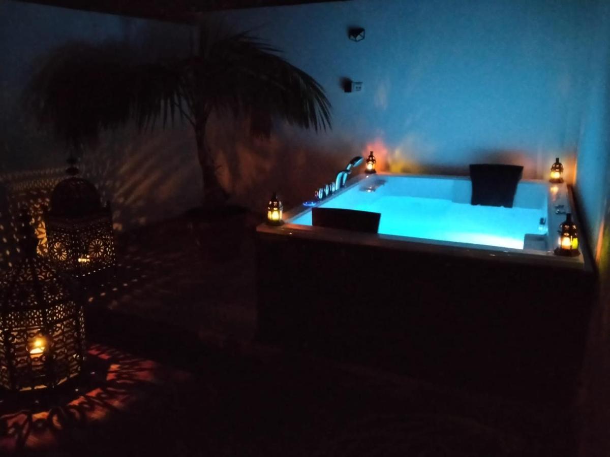 Villa Casa Blanca Luxury Spa Con Piscina Privada Y Jacuzzi Privado Chiclana de la Frontera Kültér fotó