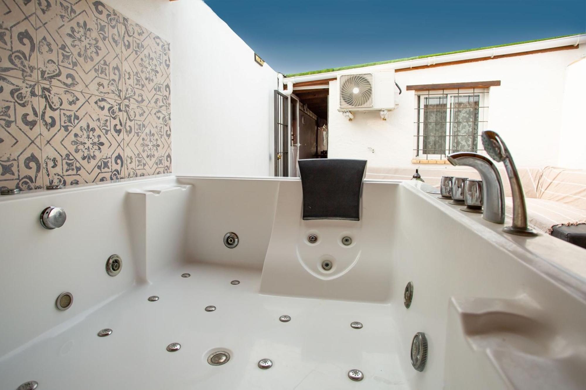Villa Casa Blanca Luxury Spa Con Piscina Privada Y Jacuzzi Privado Chiclana de la Frontera Kültér fotó